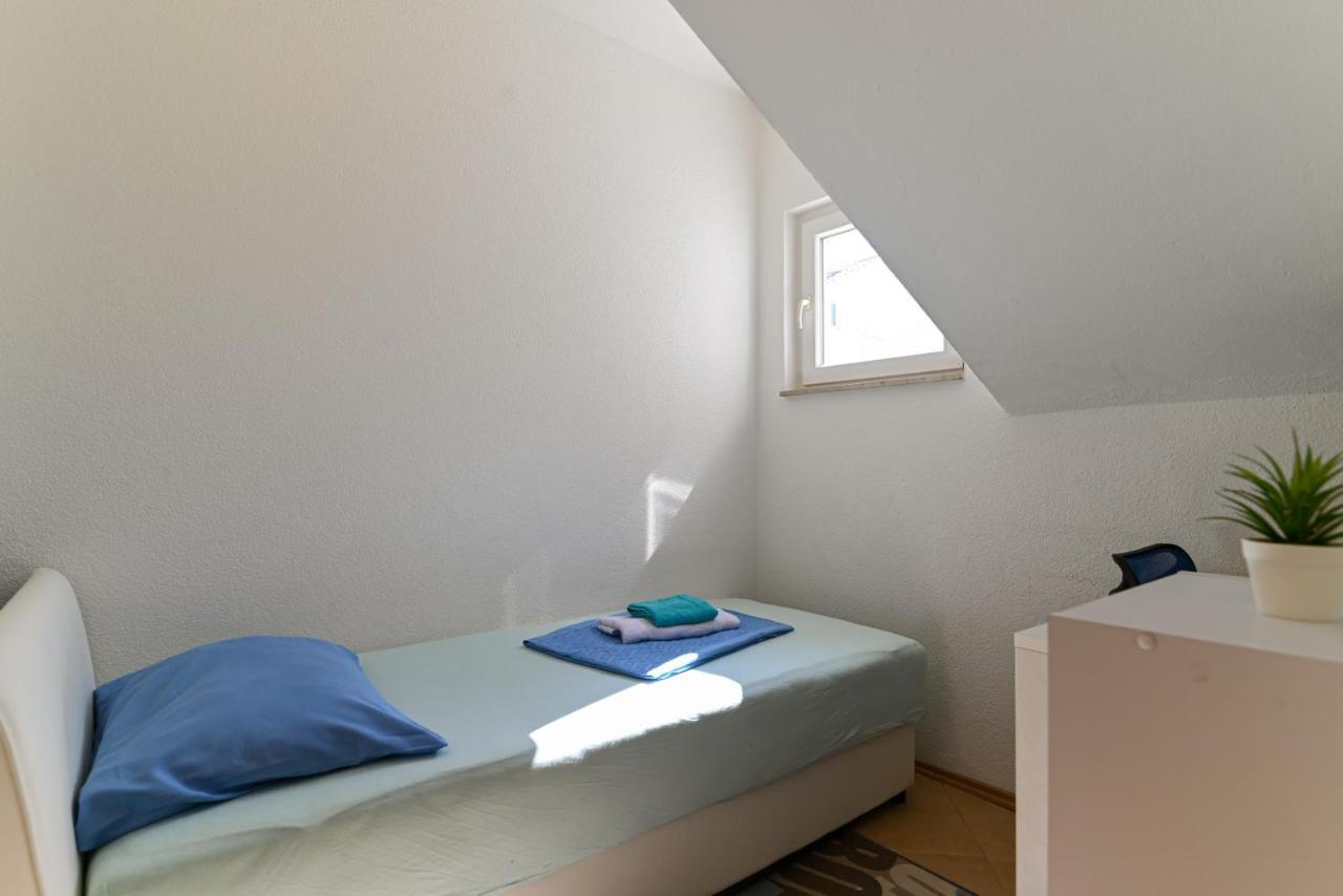 Apartmani Cesarica Trogir Bagian luar foto
