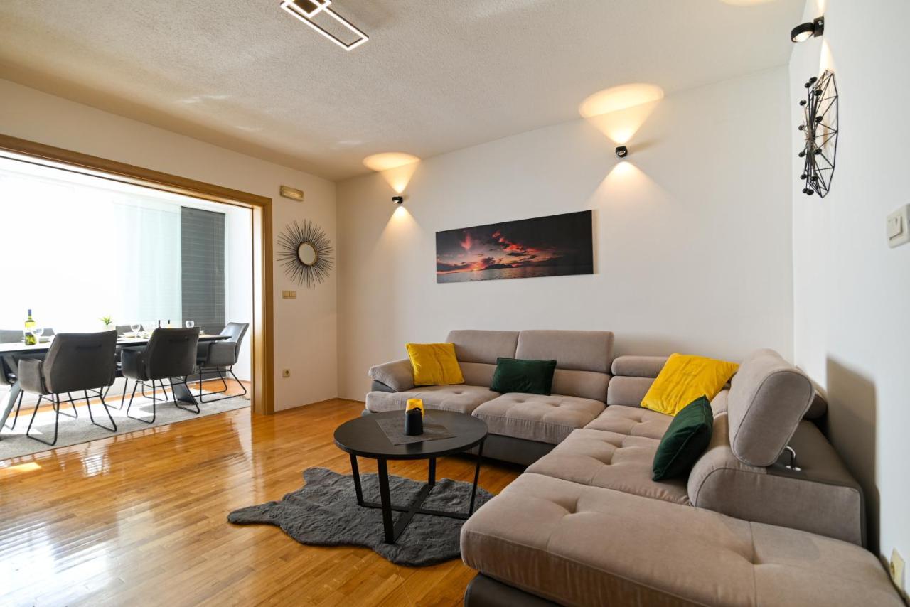 Apartmani Cesarica Trogir Bagian luar foto