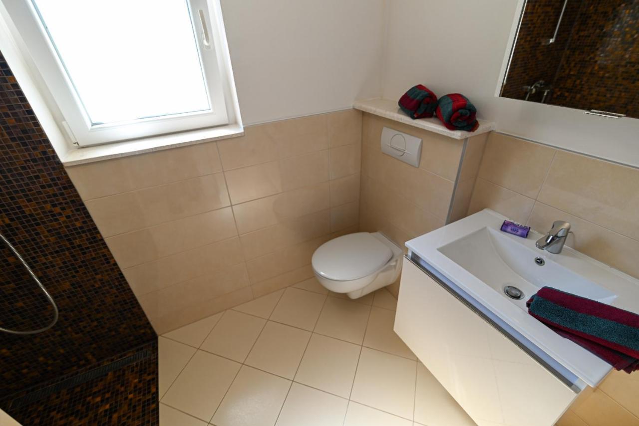 Apartmani Cesarica Trogir Bagian luar foto