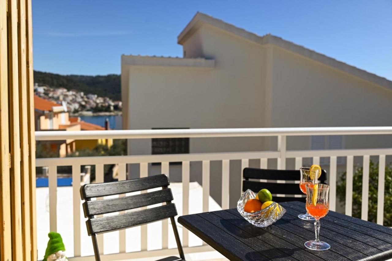 Apartmani Cesarica Trogir Bagian luar foto