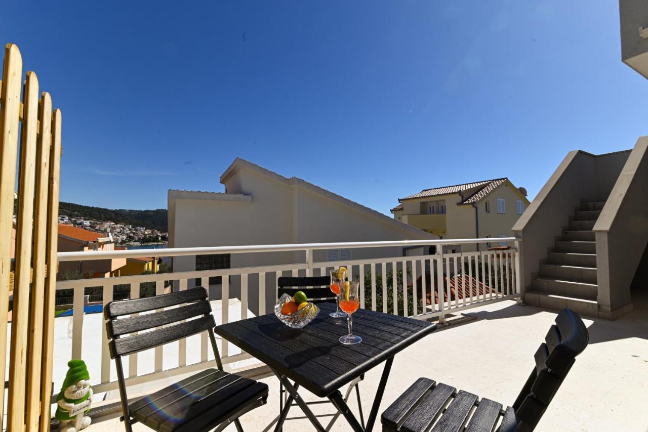 Apartmani Cesarica Trogir Bagian luar foto